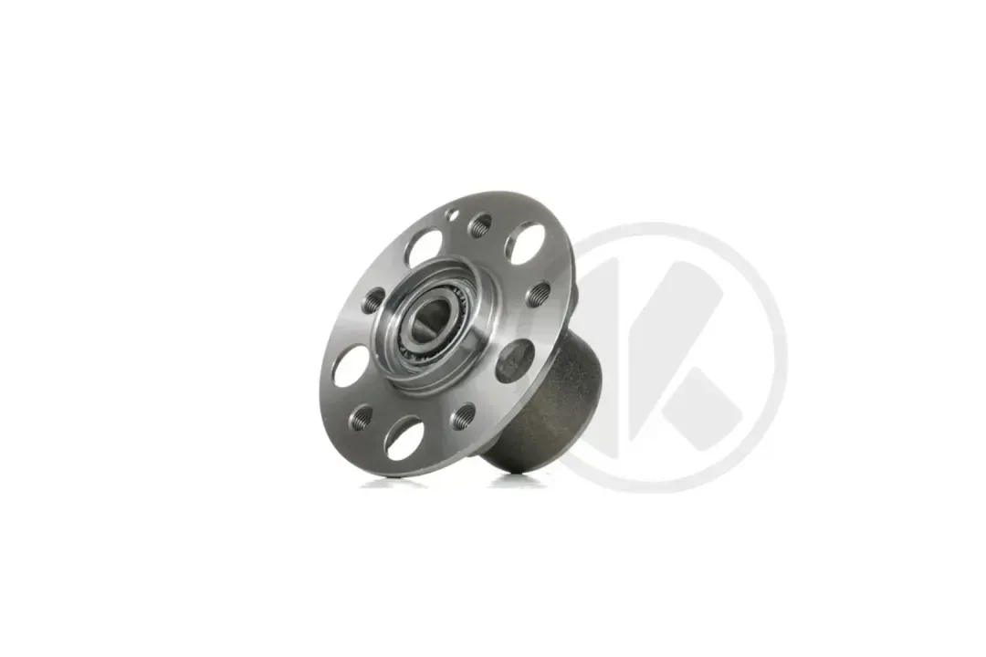 a2043300425    front wheel hub